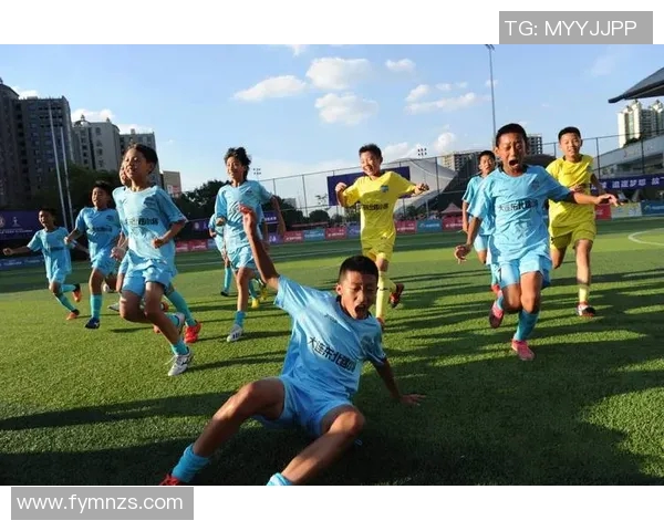 拉玛足球学院：培养未来足球明星的摇篮与梦想之地